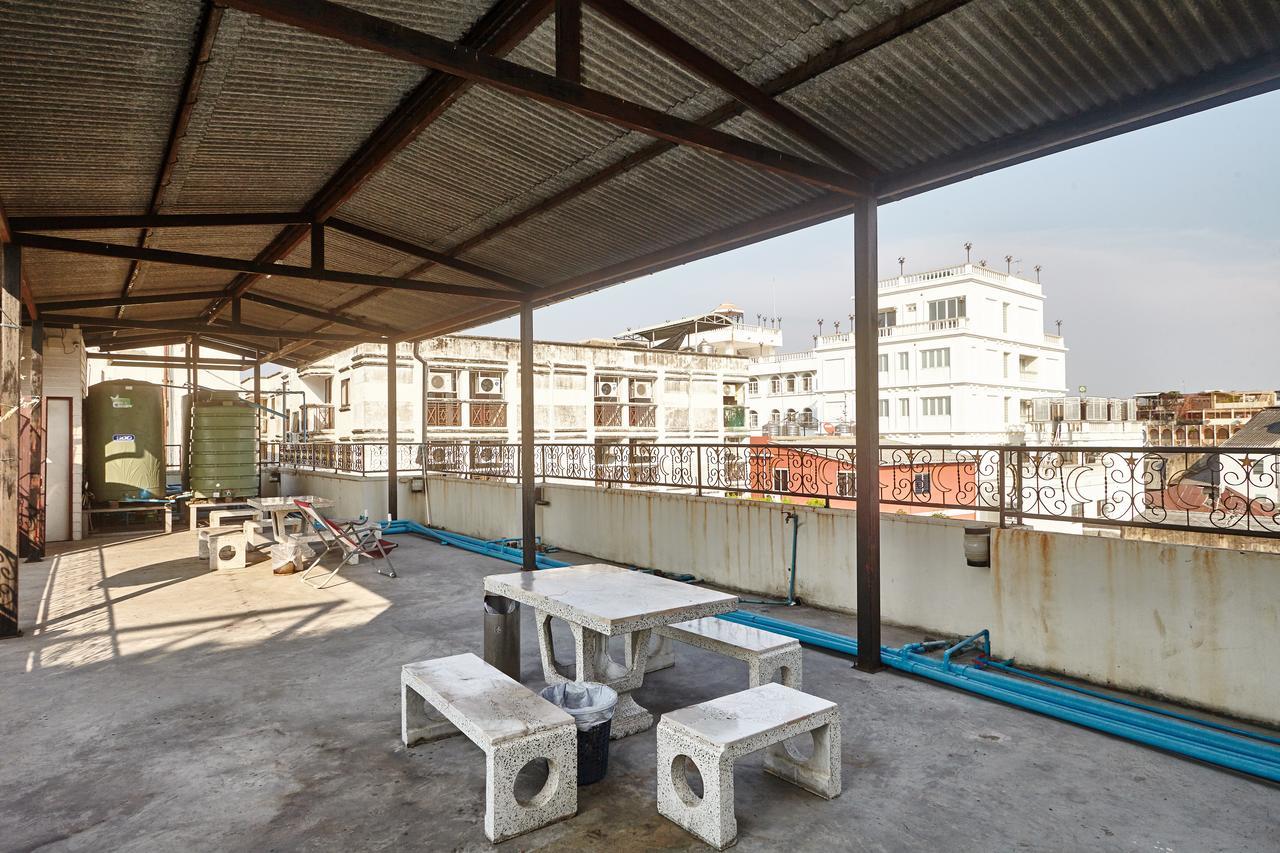 Amarin Inn Bangkok Dış mekan fotoğraf